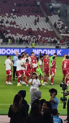 Pemain Timnas Sebelum Pengalungan Medali Sebagai Runner Up Fifa Series