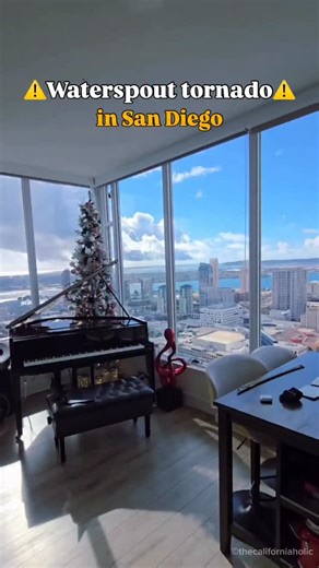 SoCal • California • Hidden Gems • Bucket List on Instagram: "HAPPENING NOW: ⚠️ Funnel Cloud / Water Spout Spotted in Coronado Beach!! 🌊🌪️ | 📍Coronado Multiple funnel clouds have been seen forming over the Ocean with at least one drifting closer to shore! 🤯 If you’re anywhere near the coast, stay alert and stay safe, San Diego ⚠️ #sandiego #sandiegohiddengems #thingstodoinsandiego #tornado #waterspout #coronado #coronadobeach #hoteldelcoronado #flood #rain #warning #rainstorm #monsoon #water