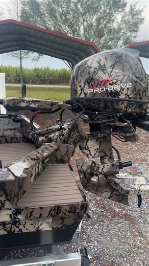 Pro-Drive Outboards™ on Instagram: "Christmas is right around the corner 🎅 #ProDriveOutboards #FPR #SurfaceDrive"