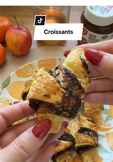 Delicious Crispy Chocolate Croissants Recipe