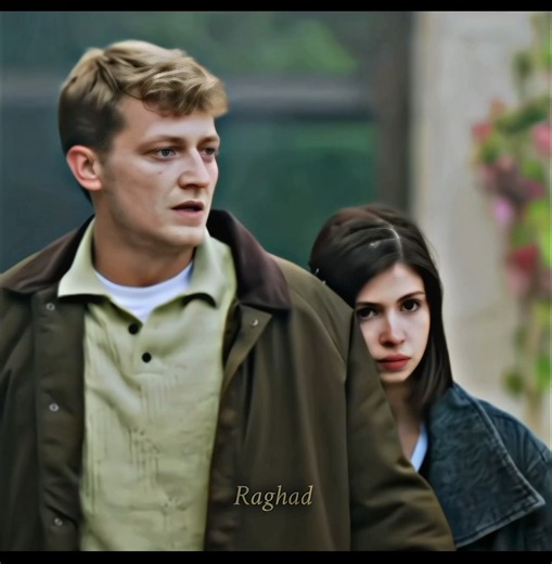 من خوفه عليها حماها وراه🥹😭❤️‍🔥 #ايسو#فاطمه#هذا_البحر_سوف_يفيض#turkishdrama#aşk#عادل#اسما#اغنيه#حب
