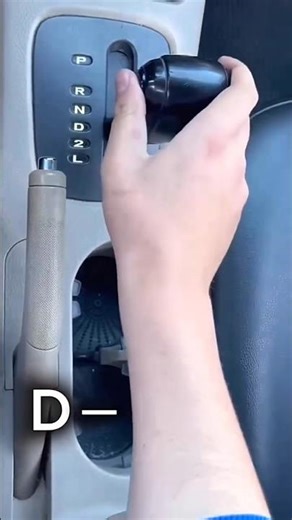 How to use handbrake in Automatic car #youtubeshorts #handbrake #cartips