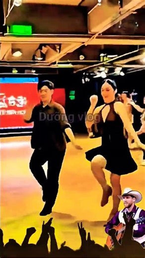 Global 80s dance: Connecting cultures through movement l Dưỡng vlog #borntobealive #shorts #short