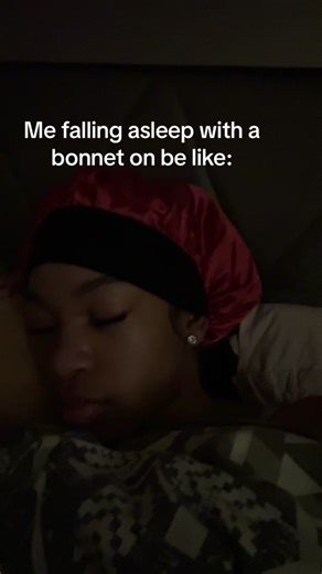 The Bonnet Dilemma: Sleep Styles and Acne Effects