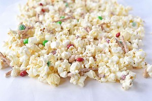 White Chocolate Popcorn