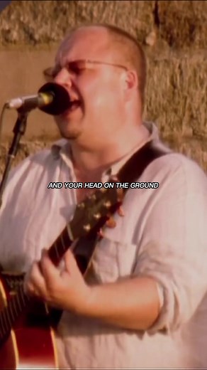 Pixies 'Where Is My Mind?' Live Performance at Newport 2005