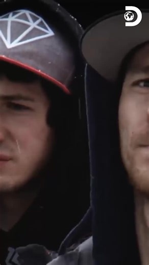 El capitán Andy Hillstrand lleva el Time Bandit a reparaciones en dique seco #PescaMortal 🛥️⚓🐟 Disfruta el contenido de Discovery en #HBOMax Suscríbete ahora: https://bit.ly/MAX-DiscoveryLA | Discovery Latinoamérica