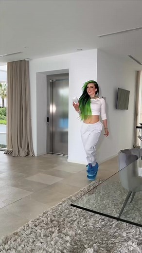 49K views · 2.3K reactions | Anzeige_ With two everything is louder and better 凉 https://amzn.to/46dYXUj #JBLF_1 | ItsDilaras | Facebook