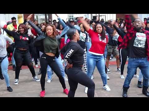 WSSU Alumni Cheerleaders