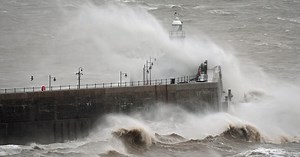 Storm Éowyn ‘weather bomb’ effect explained
