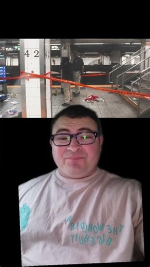 Man armed with a machete causes panic on New York subway #news