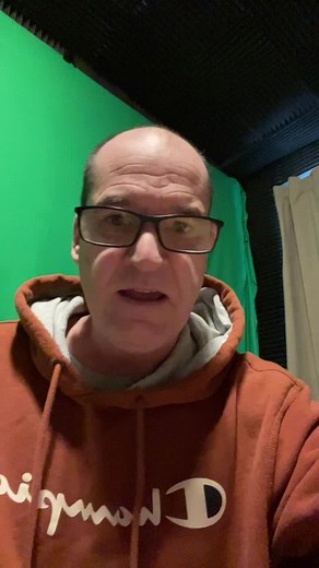 Scott Ellis Reads - Narration on TikTok