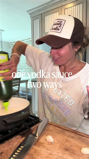 Vodka sauce recipe — classic or with peas & mushrooms