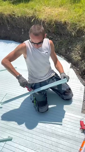 135K views · 286 reactions | insulation installation | Workshop Construction | Facebook