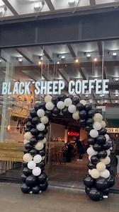 Serving the world’s first speciality grade Robusta Beans on the market, Black Sheep Coffee is here!☕️🫘 Enjoy a perfect cup alongside cakes, sandwiches, pastries and more. There’s even treats for your pup to tuck in to🐶 📍Market Street | Manchester Arndale