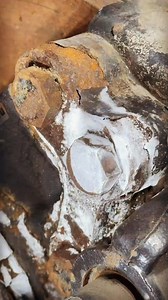 1.9M views · 7.1K reactions | Rexant spray freezer in action. #fix #seizedbolt #automotive #loyalparts | Loyal Parts | Facebook