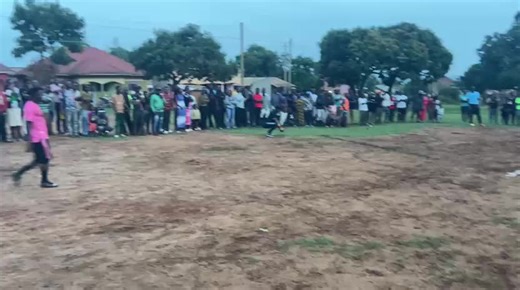 Dancing mimi (@dancing.mimi11)’s videos with original sound - Tom Dee Ug