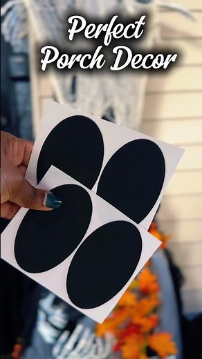 Swinging Ghost Halloween Decor 2025 🎃 | Spooky Cute Outdoor Porch & Patio Setup