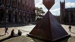 University of Washington moves classes online amid coronavirus concerns