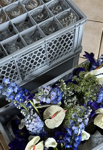 Transforming a Table: Inspiring Floral Arrangements