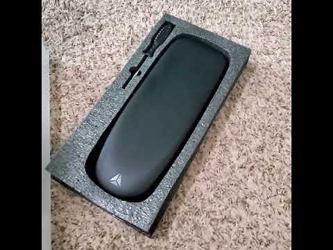 How to change your Secret Labs arm rest pad.