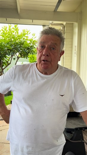 Keith Edwards on Instagram: "Flying insect control, one away from the house because it stinks but is very effective, as you can see, and is available from the big green warehouse. The timed and metered spray is by Py Matic, set to spray 24 hours a day, therefore, under our covered entertainment area/cum workshop, we now have no flies or mosquitoes. Easy enough to purchase on-line ."