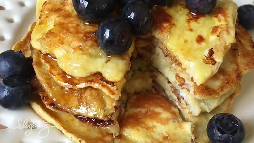 336K views · 6.3K reactions | This is the easiest pancake recipe you will ever make in your LIFE!!!!! It's also paleo and gluten free. Check this ingredient list: – 1 ripe banana – 2 whole eggs Bam!!! That’s it. Just blend. If you’re mixing in a bowl, make sure the banana is all mashed. Then spray cooking oil on your pan on low heat, scoop some of the batter on there, give it about 20-30 sec, flip, and done! Serve and eat! | Blogilates | Facebook