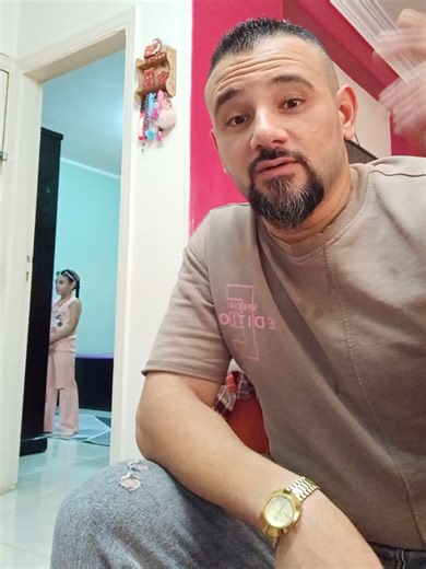 ‏#الشعب_الصيني_ماله_حل😂😂