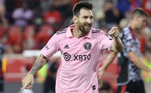 Son of famous parents gets Lionel Messi’s jersey after New York Red Bull game