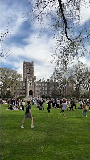 Happy first day of spring, Rams! In just a few weeks NYC will look like this. 😍🌸🌷 #Fordham #NYC