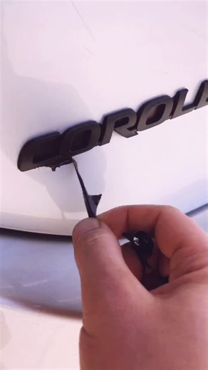 DIY Guide: Blackout Car Emblems with Plastidip