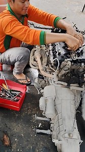 76K views · 989 reactions | Pembongkaran mesin mitsubishi 4N14 euro4 #Bongkarmesin #overhaule #engine #mitsubishi4N14 #L300euro4 #fb #mekanik #otomotif #indonesia | Yudha Efendi | Facebook