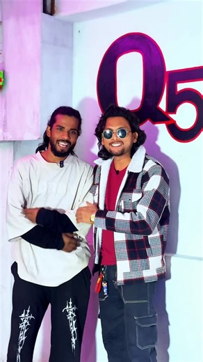 Aagaz Ansari on Instagram: "Q5 Dance Studio 🇮🇳 0ne Week Dummy Class Free 🆓 6205-799688 #aagazansari #viralnow @q5_dance_studio"