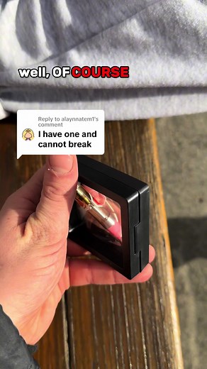 Replying to @alaynnatem1 If you want an unbreakable frame you NEED the Flexi Frame😏❤️ #unbreakableframes #displaystand #framedisplay #flexiframe