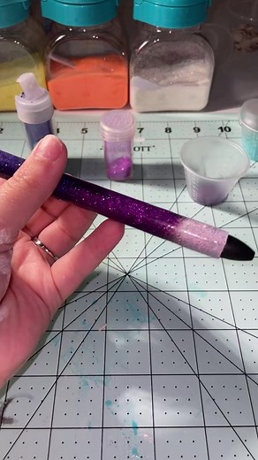 A quick tutorial on making glitter pens with UV resin! 💜 #glitterpens #epoxypen #resinart #smallbusinessowner #iCarlyAffirmation #etsy