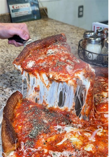 Chicago Style Deep Dish Pizza: No Plane Ticket Required