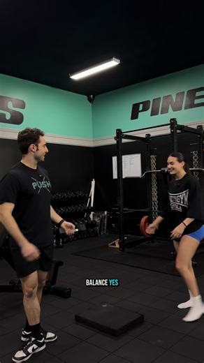 Javi Fraga on Instagram: "🔥Curtsy Lunges with @giannahfit 🔥 I personally love including curtsy lunges or lateral lunges as part of programming for many of the bikini athletes I train. It helps move them into a plane of motion they rarely use, and keep the hips healthy by incorporating more of the functions of the hips within the training program. Key Points: ✅ Keep weight on front leg ✅ Allow front knee to bend to your toe ✅ As you lunge backwards, lean forwards and aim to have back kneel and