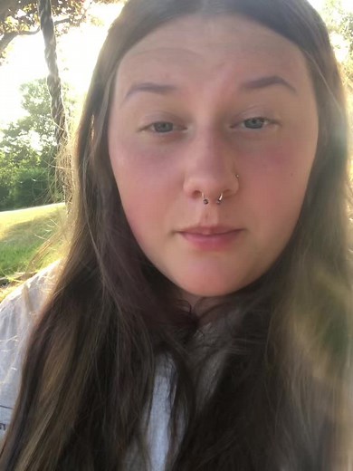 bee 🐝 (emily) (@you.luvv.bee)’s videos with original sound