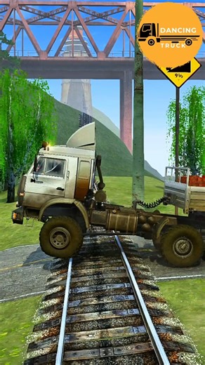 MUDRUNNER SPINTIRES Eps 285. Kamaz Brick Dump Drags Ultra-Long Log Rig Across Train Tracks