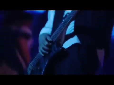 UVER world パニックワールド