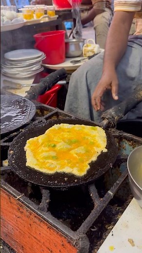 Delicious egg Roti Making Skills 😱 #reels #foodievai #indianfood #viral #eggroti