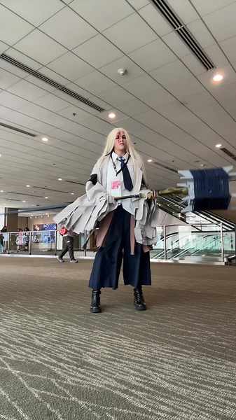 HOLY NAPPY HAIR HELP #fyp #cosplay #blowthisup #tamsycaines #gachiakutanime