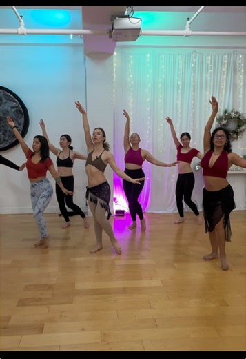 Dance classes NYC #fusionbellydance #bellydance #nycbellydancer #nyc #manhattan #bellydanceclass