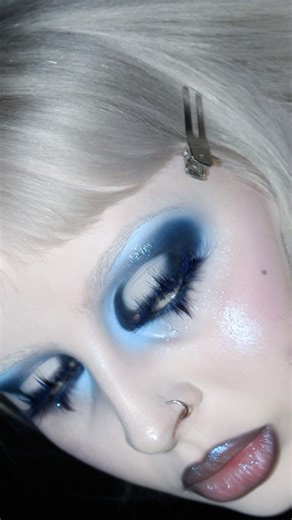 Taki on Instagram: "Feeling bluuuuuuue ⋆✴︎˚｡⋆💙 This Midnight 42 colour palette is perfect for December, also…Sagittarius season ⋆.˚ Other product details for this look mentioned in my previous post! #wintermakeup #bluemakeup #monochromaticmakeup"