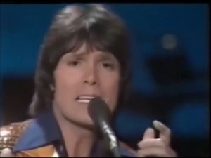 MISS YOU NIGHTS by Cliff Richard - live TV performance 1978 + lyrics