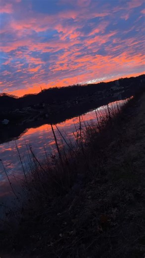 Charleston, WV no filter #snow #weather #december #fun #peaceful #beautiful #God #Godisgood | Josh Lewis