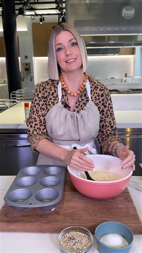 132K views · 585 reactions | You just fold it in!!!  Chef Damaris Phillips explains what "folding" really means and why it's important! Don't miss Damaris on #OutrageousPumpkins Sunday @ 10|9c, or stream on Max and discovery+! | Food Network | Facebook