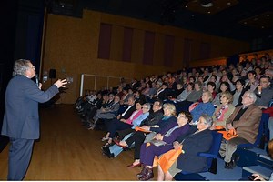 Un spectacle et une conférence pour les seniors