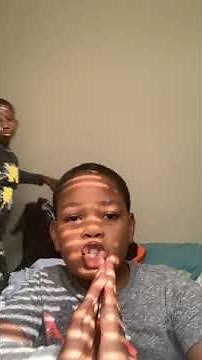 How to do 4kt gang signs 🐍 🔥