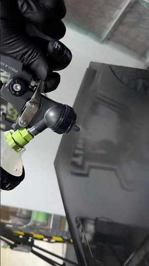 Paint that changes with light ￼